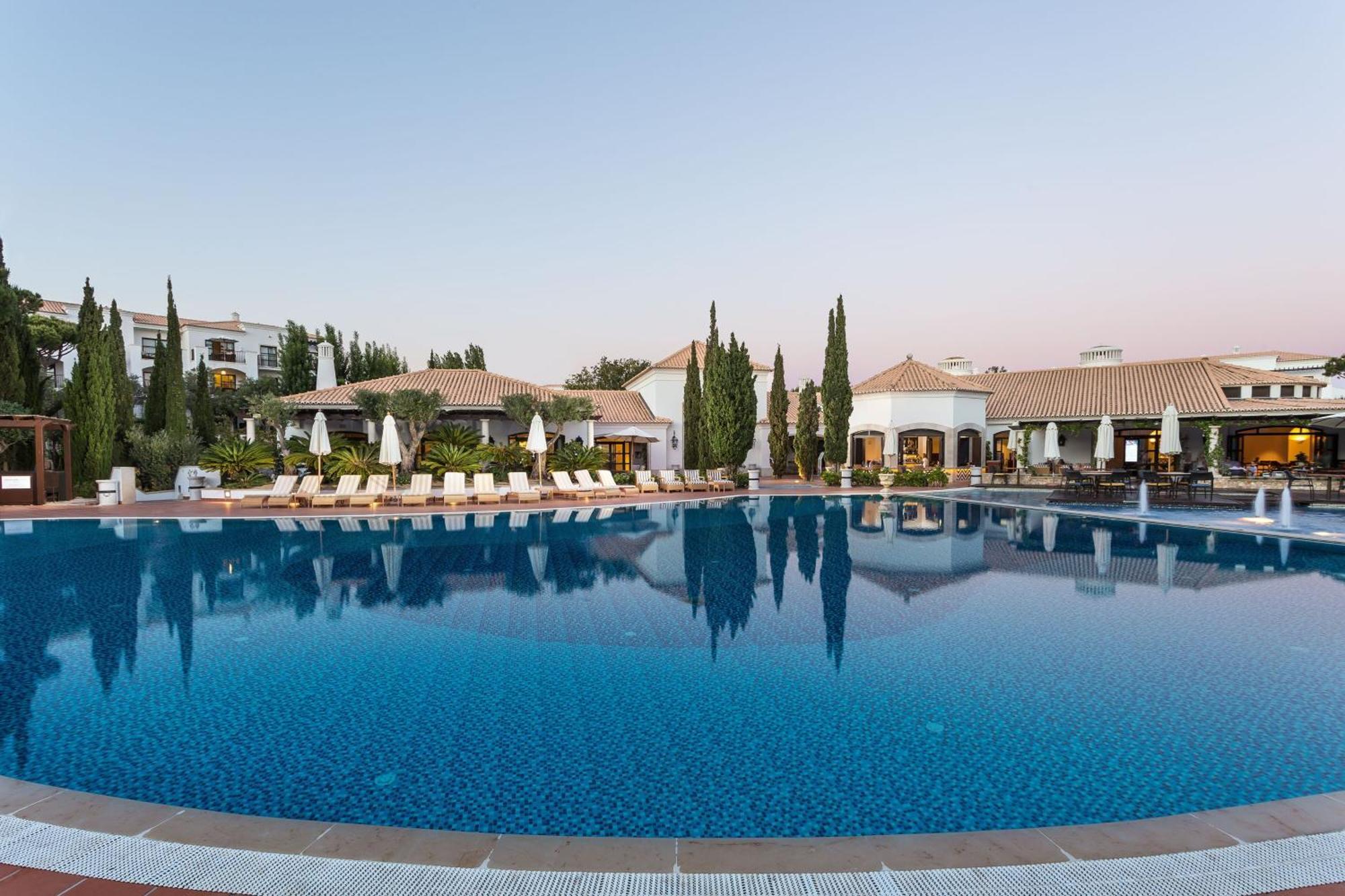 Pine Cliffs Residence, A Luxury Collection Resort, Algarve Albufeira Exterior photo